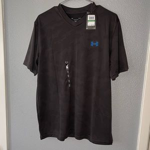 Under Armour Tech Tee Mens large 
Gray patterned